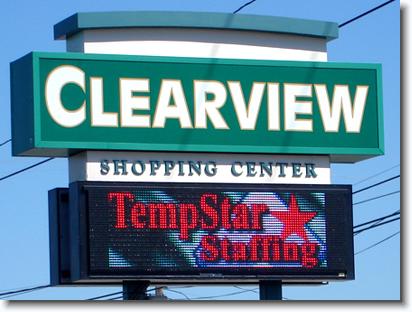 Clearview Shopping Center, 32x112 matrix